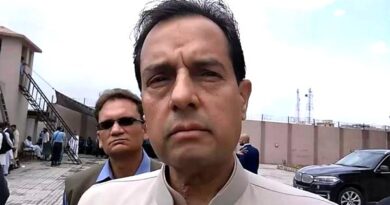 Capt retd Safdar