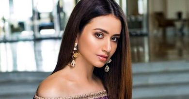 sana khan